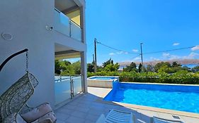 Villa Stella With Pool And Seaview